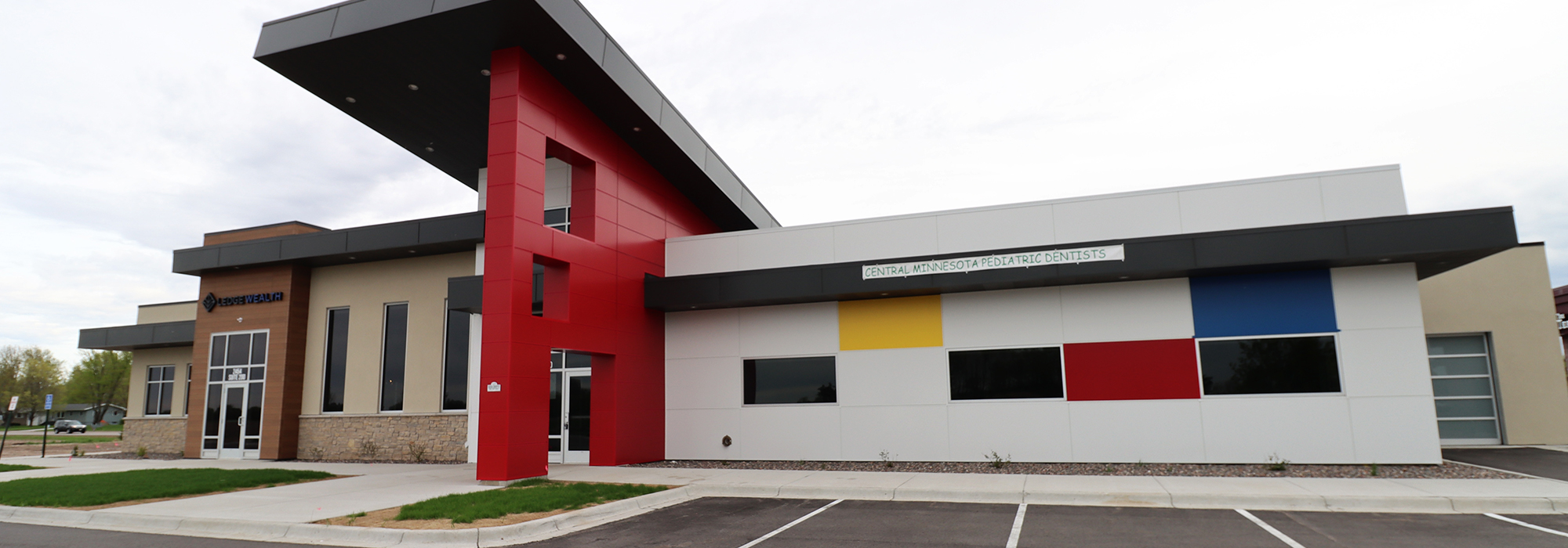 Modern and colorful pediatric dentistry clinic building exterior
